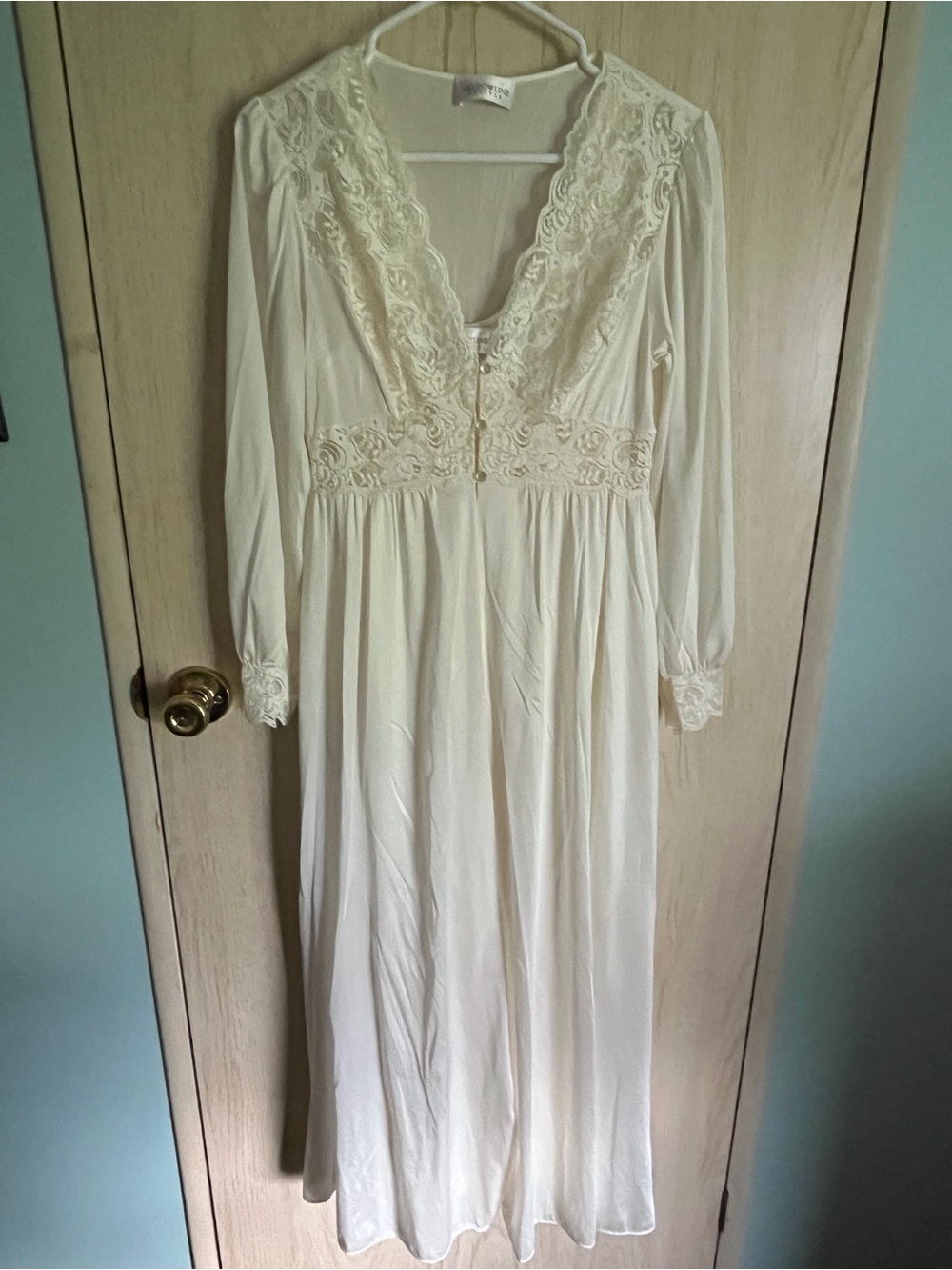 Shadowline Silhouette Ivory Gown w/ Robe Peignor Petite Small